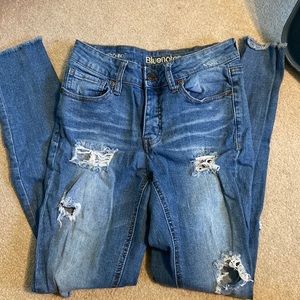 Light wash skinny jeans